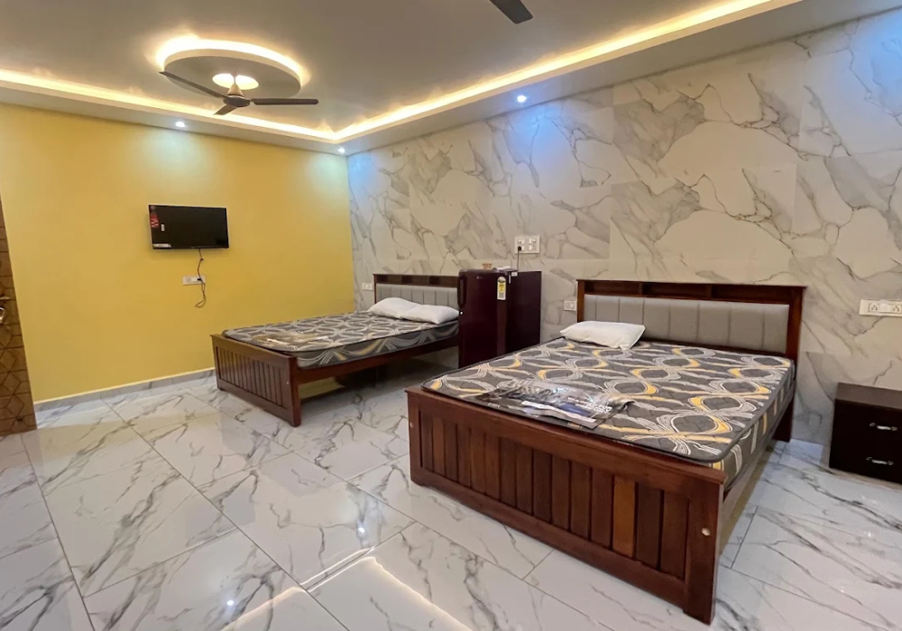 16 Bed AC Group Stay